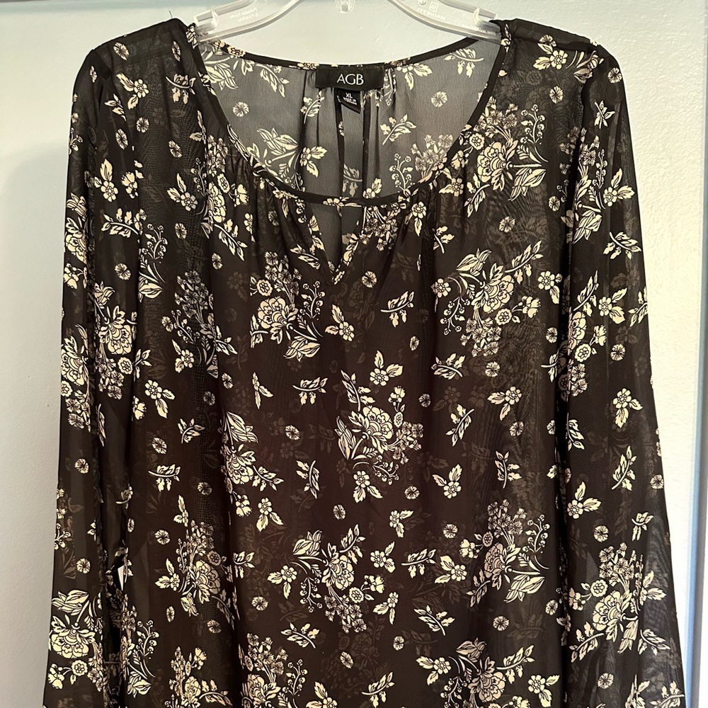 Women’s blouse